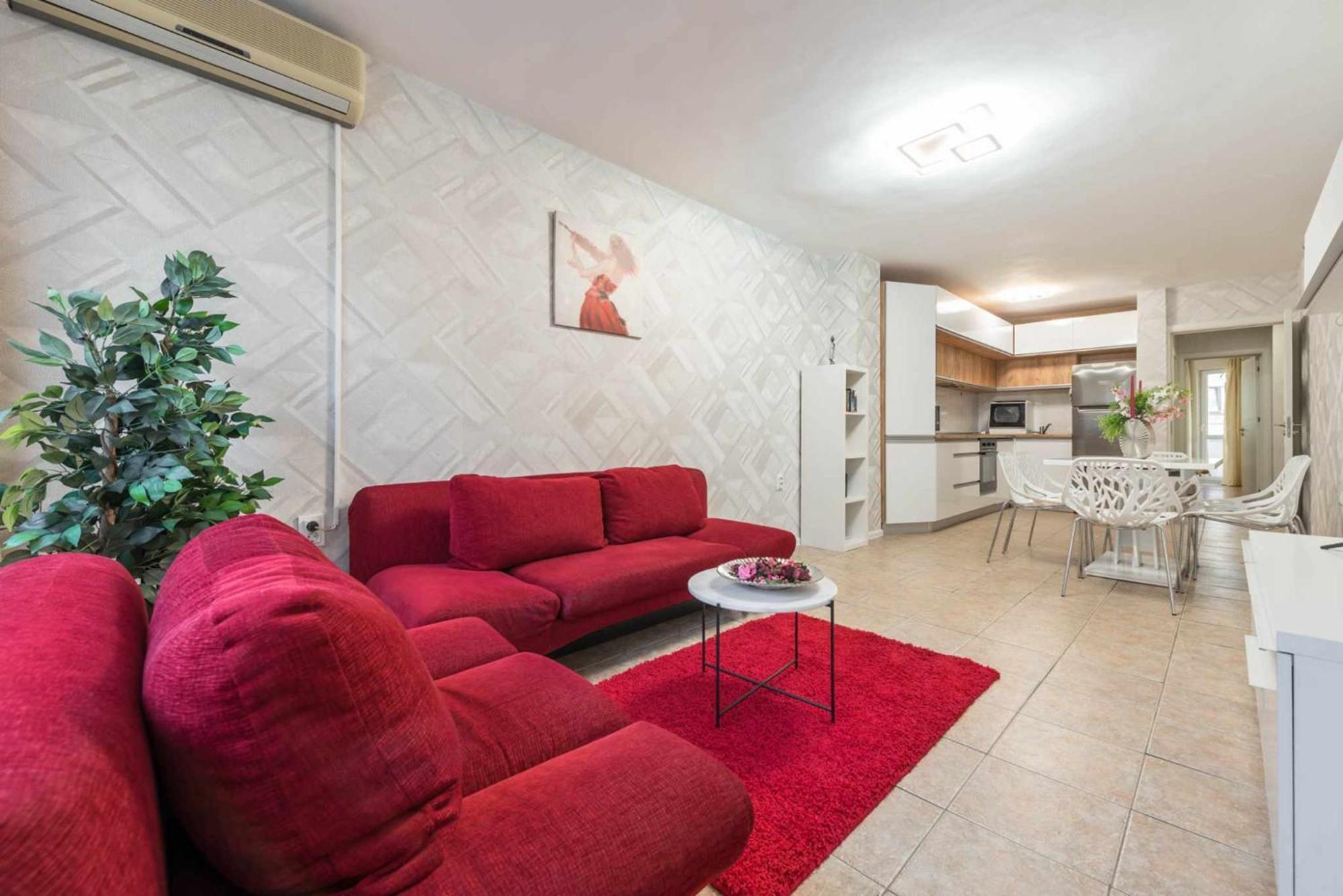 Red Velvet Apartment Warna Exterior foto